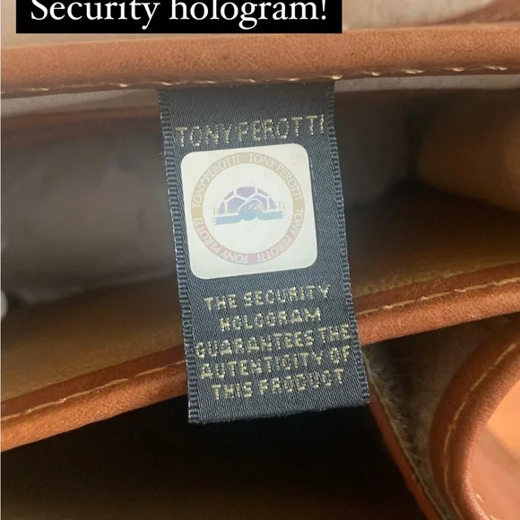 Brown Leather Laptop Bag with Structured Design - Picture 6 of 16